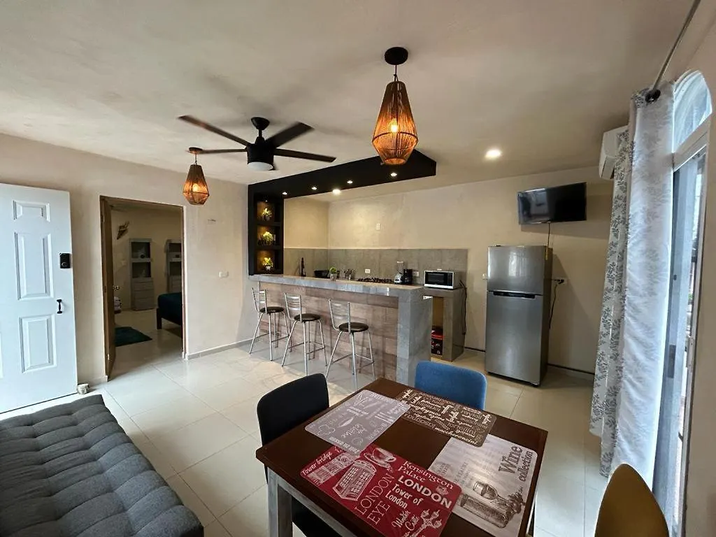 Apartamento Av10 Playa 普拉亚卡门
